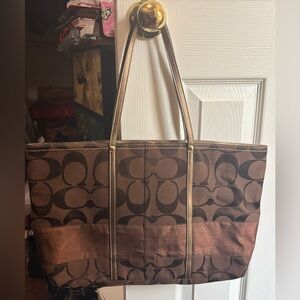 Coach Signature Vintage Brown Patterned Tote Bag